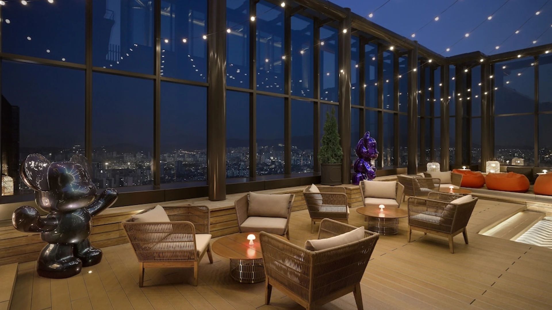 Sofitel Ambassador Hotel