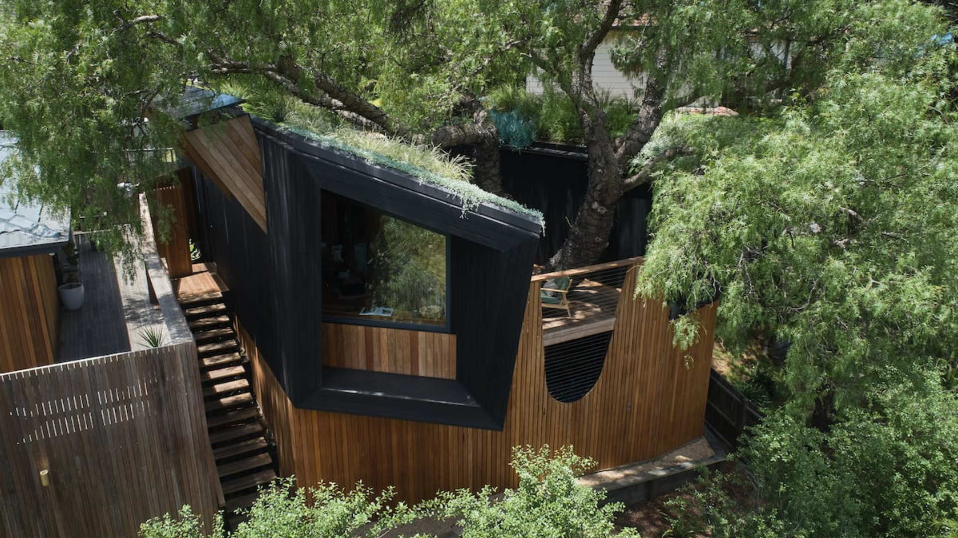 Pepper Tree Passive House, an Airbnb in the South Coast