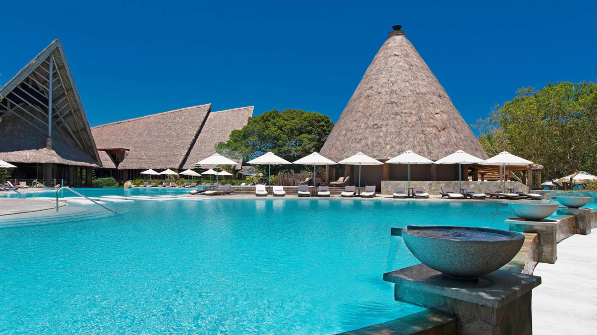 Sheraton New Caledonia Deva Spa & Golf Resort