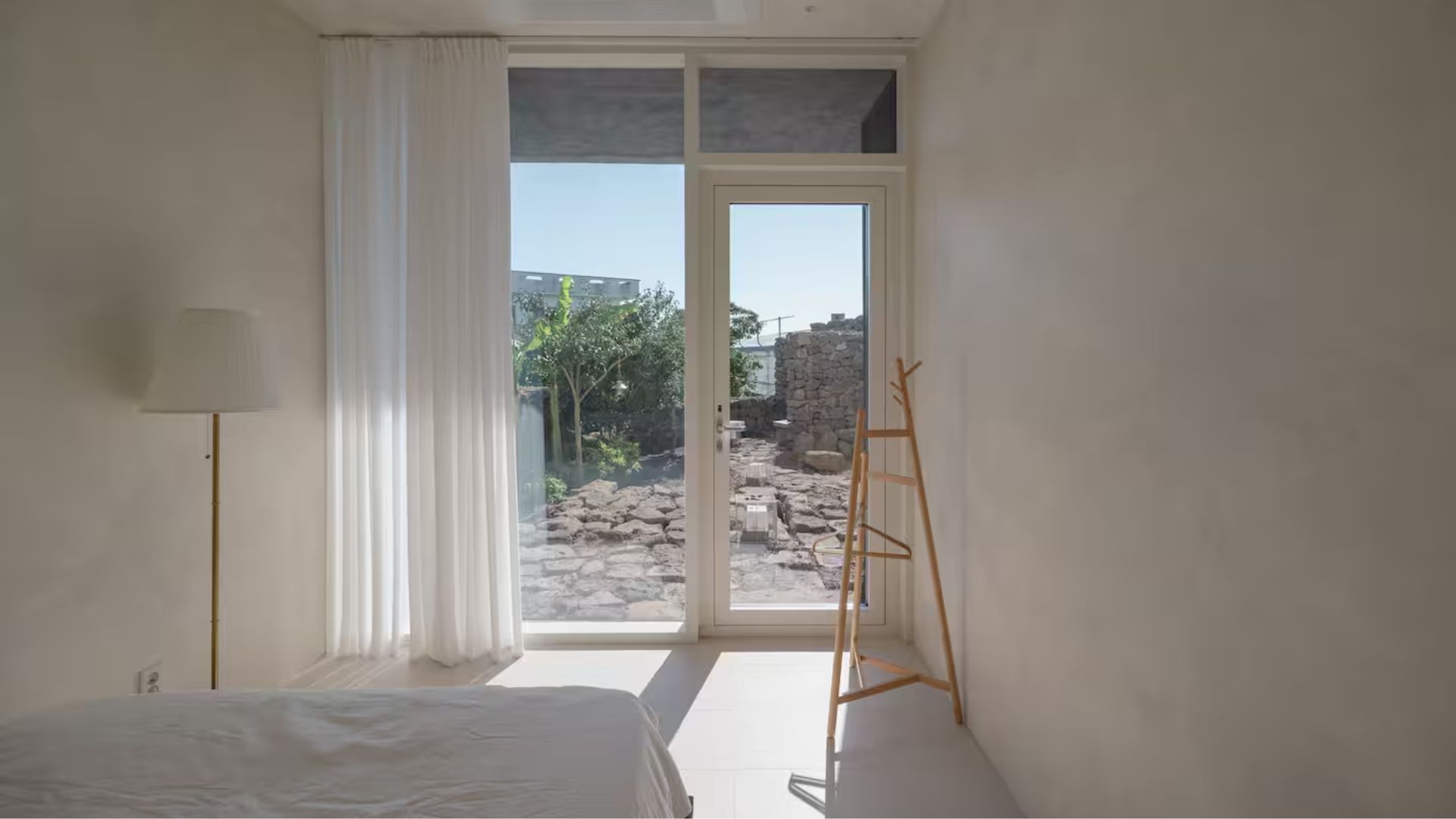 jeju airbnb casa hoje noir