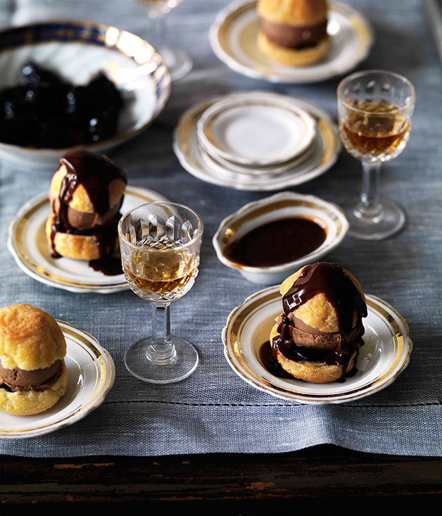 Choux puffs with chocolate and Armagnac ice-cream